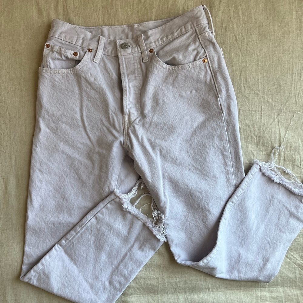 Levi's Women's Light Purple Distressed Jeans